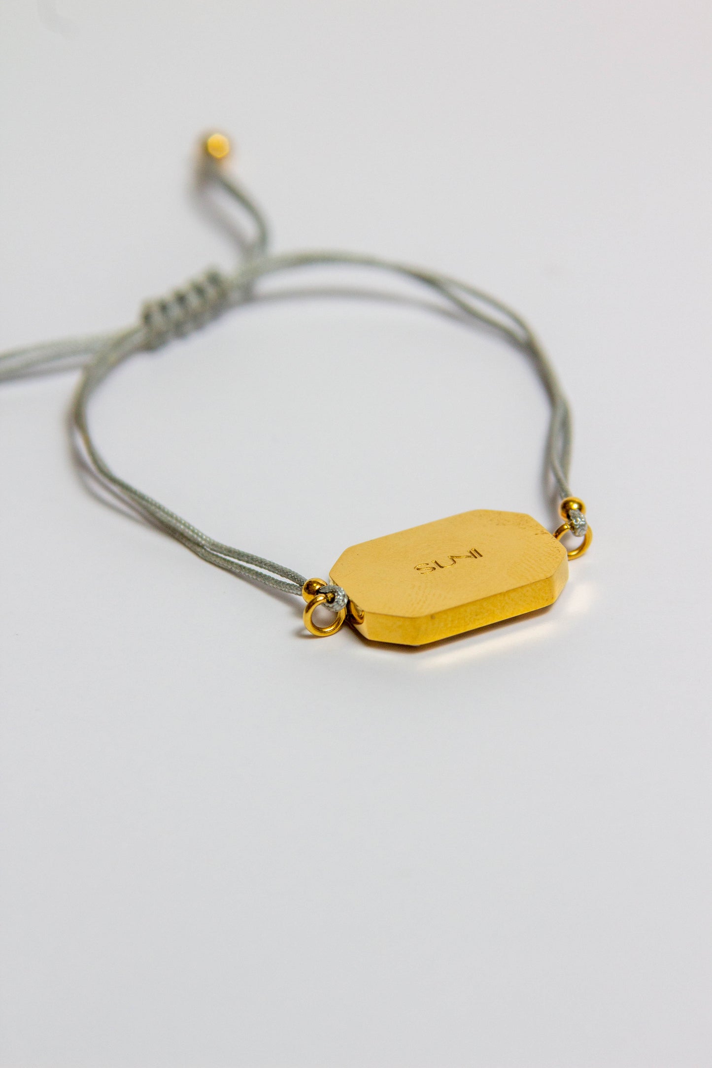 MOM Crystal Suni Band