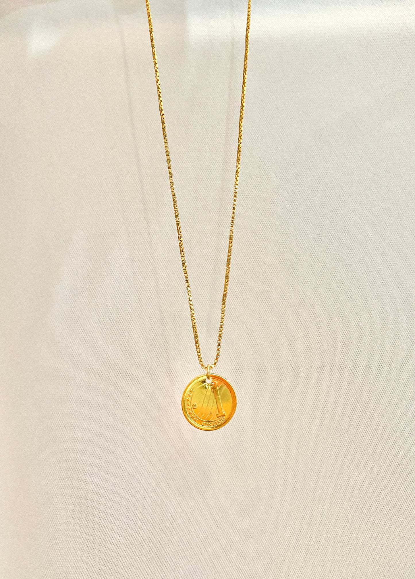 Golden Bolivr Necklace