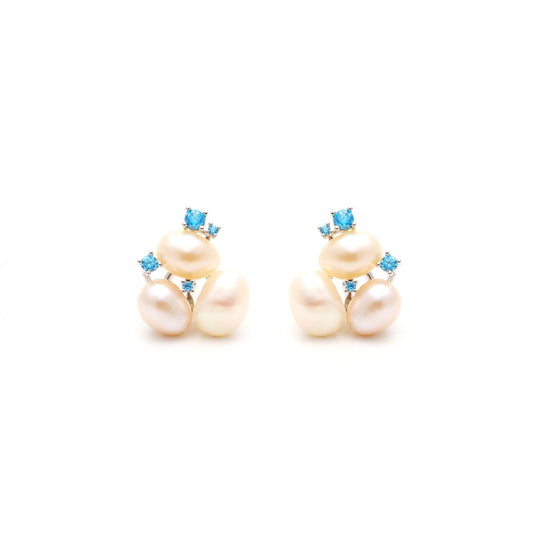 Icy Pearl Earrings