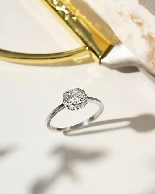 Round Brilliant Cut Moissanite Engagement Ring