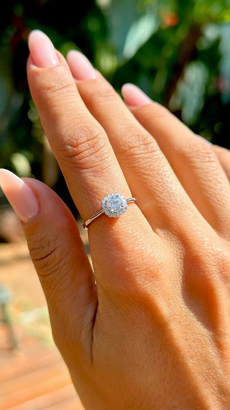 Round Brilliant Cut Moissanite Engagement Ring