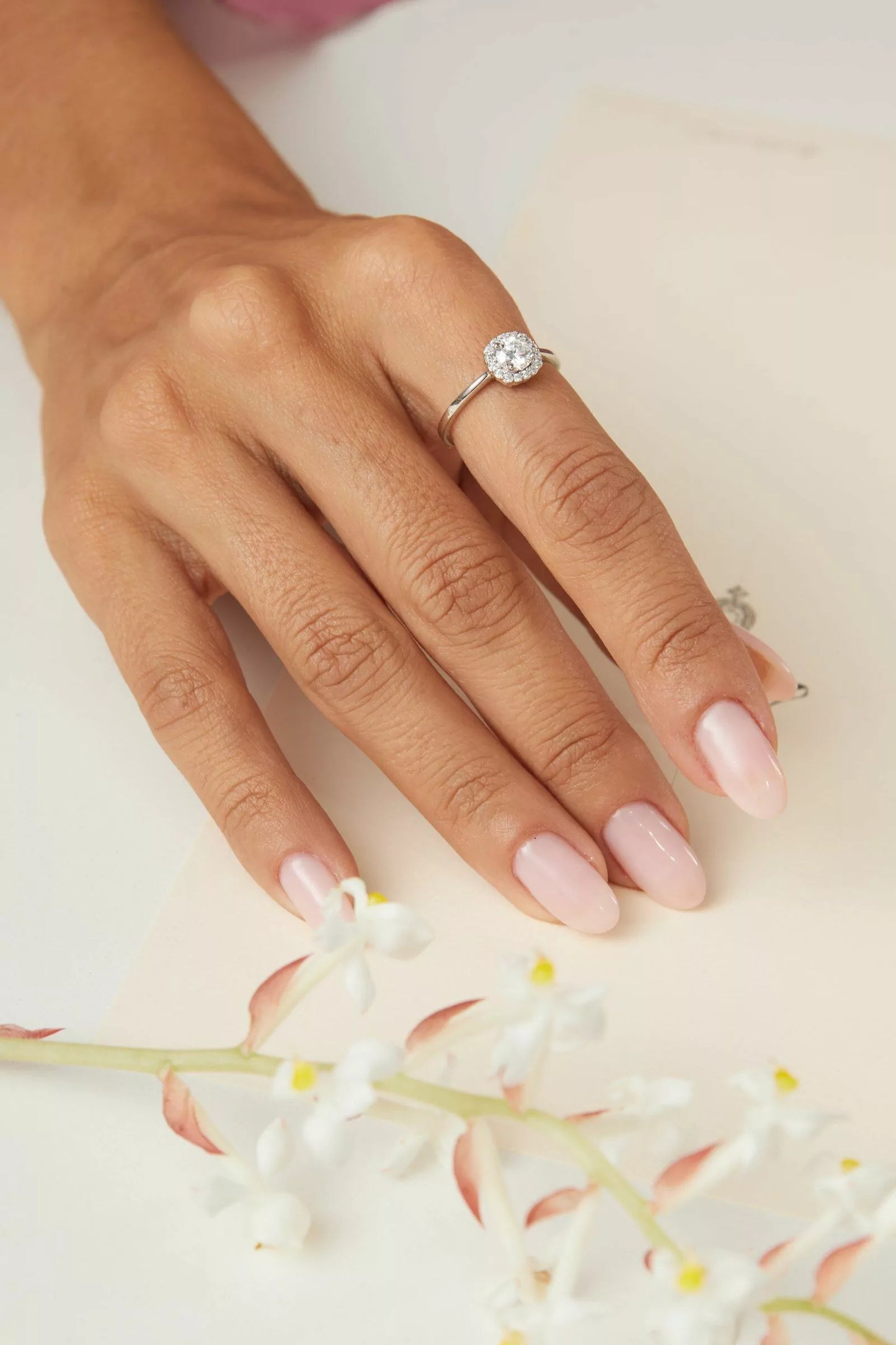 Round Brilliant Cut Moissanite Engagement Ring