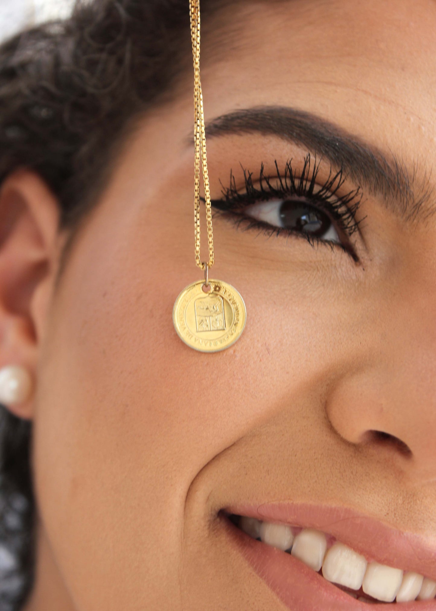 Golden Bolivr Necklace